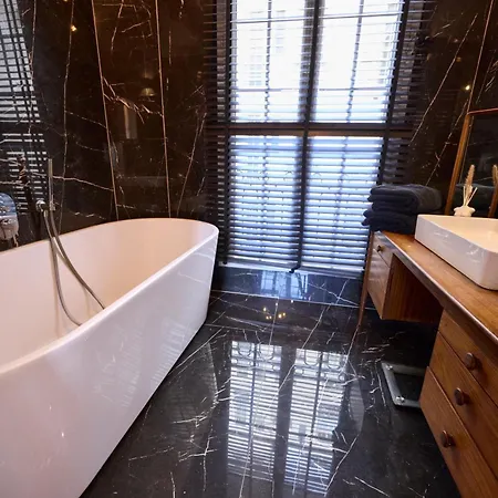 Un Cosy Au Coeur De 17 Batignolles , Monceau Apartment Paris